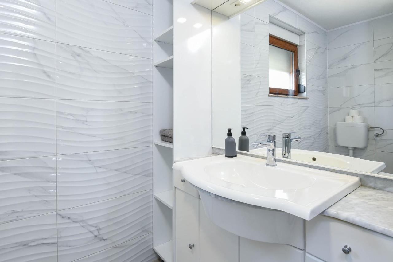 Lidija Apartmani Оребич Экстерьер фото