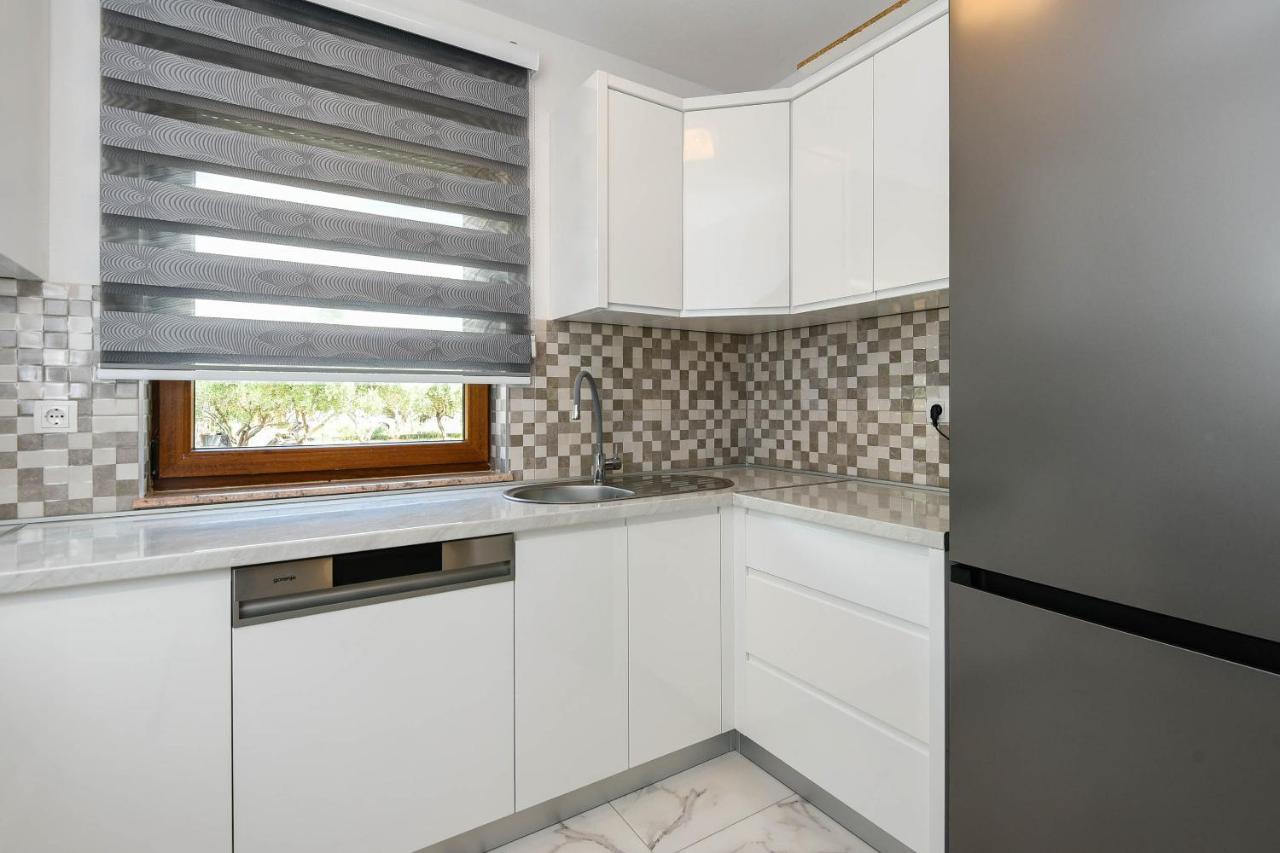 Lidija Apartmani Оребич Экстерьер фото